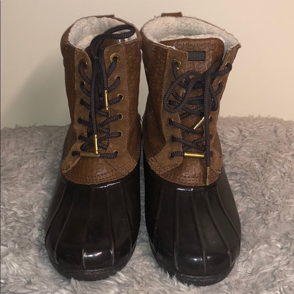 Michael Korea Duck Boots